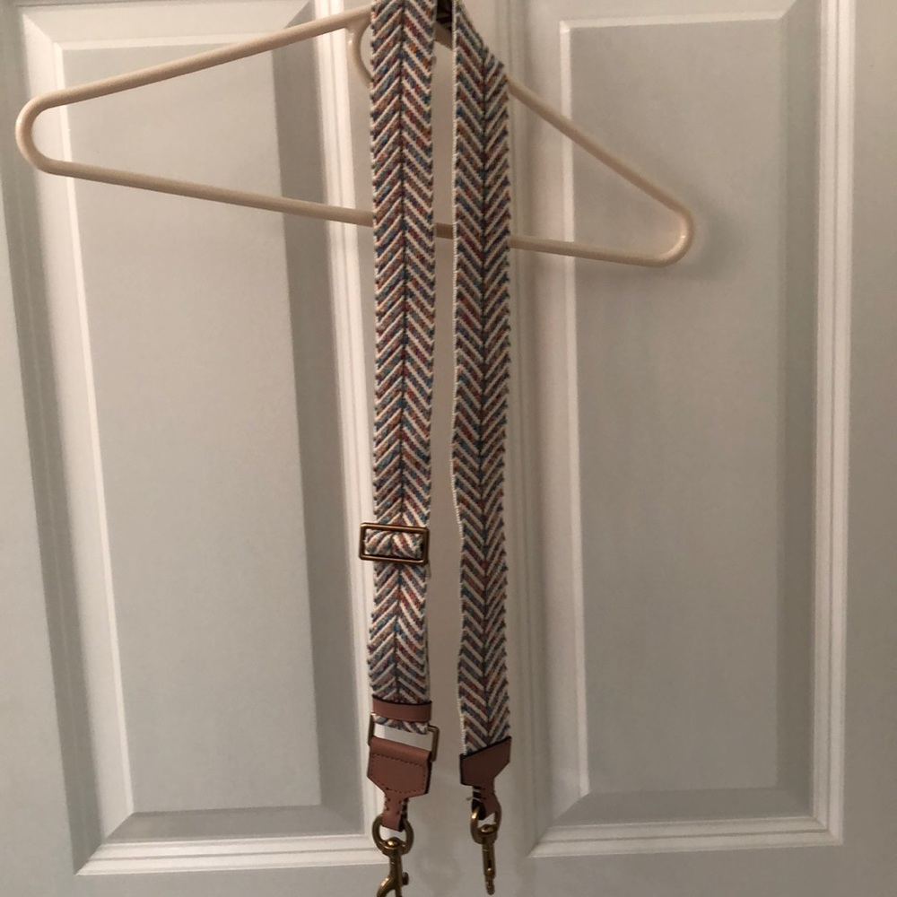Chevron detachable bag strap
